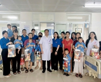 💥💥💥Trung tâm Y tế Hải Hà tặng quà Tết Trung thu năm 2025 cho bệnh nhi đang điều trị tại đơn vị💥💥💥