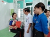 Chi đoàn Trung tâm Y tế Hải Hà tặng quà cho bệnh nhi đang điều trị tại đơn vị nhân ngày tết thiếu nhi 01/06/2019